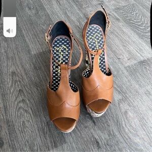 Jessica Simpson Brown Block Heel Peep-Toe Sandals